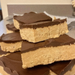No-Bake Reese’s Peanut Butter Bars (Weight Watchers Friendly)