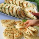 Quick and Easy Garlic Flatbreads