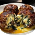 Spinach Garlic Meatballs Stuffed with Mozzarella