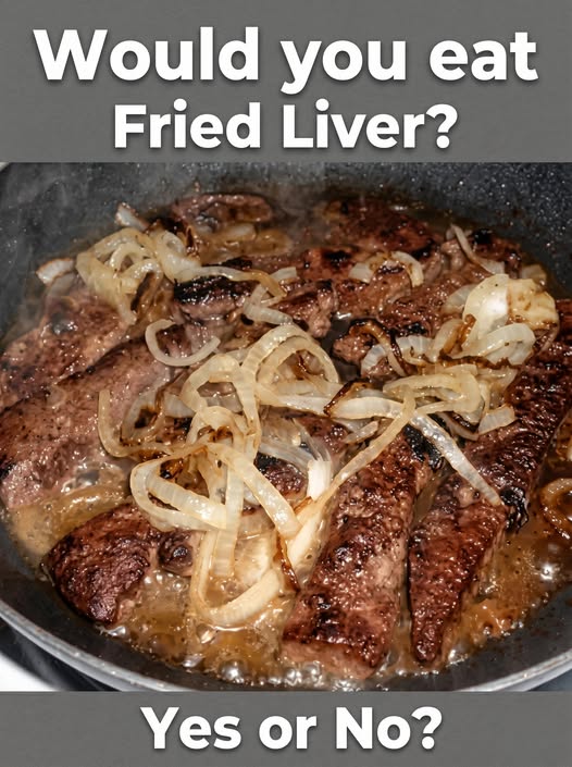 Fried liver with onions