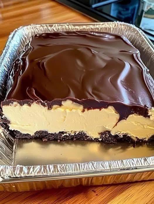 High-Protein No-Bake Éclair Cake